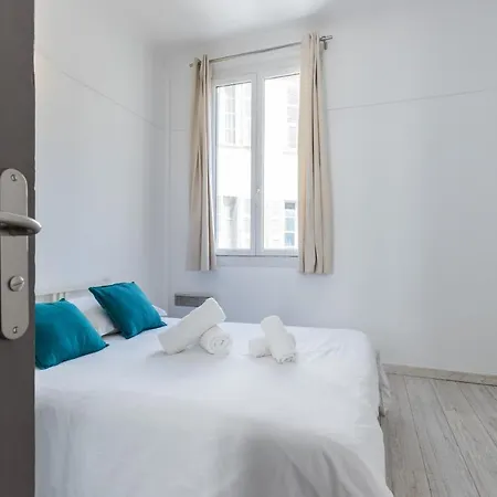 1 Bedroom Flat In Harbor Nice